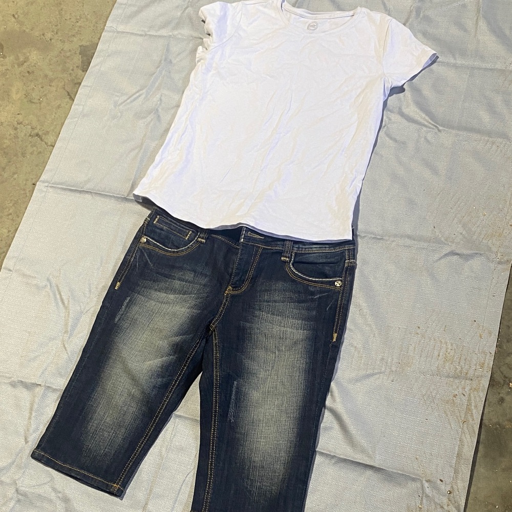 Cello Dark Blue Cropped Jean shorts